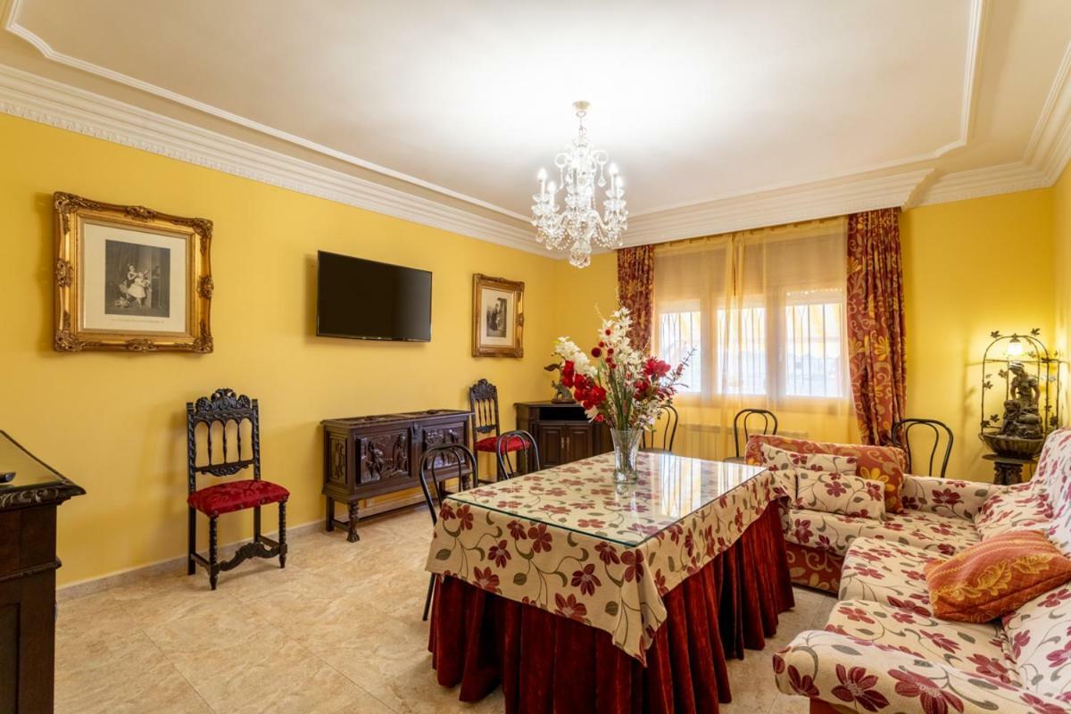 Casa Ludima Villa Fuentes de Andalucia ภายนอก รูปภาพ