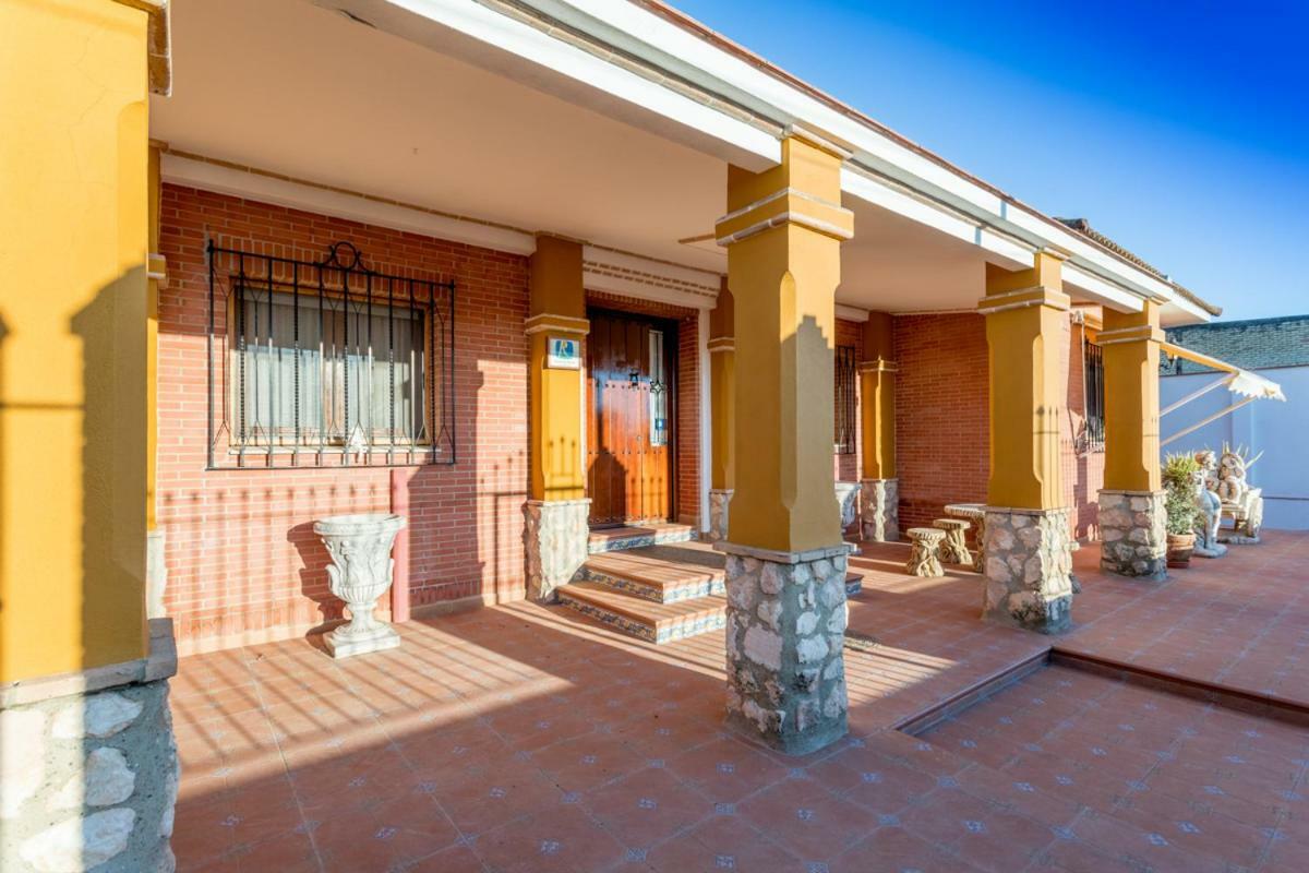 Casa Ludima Villa Fuentes de Andalucia ภายนอก รูปภาพ