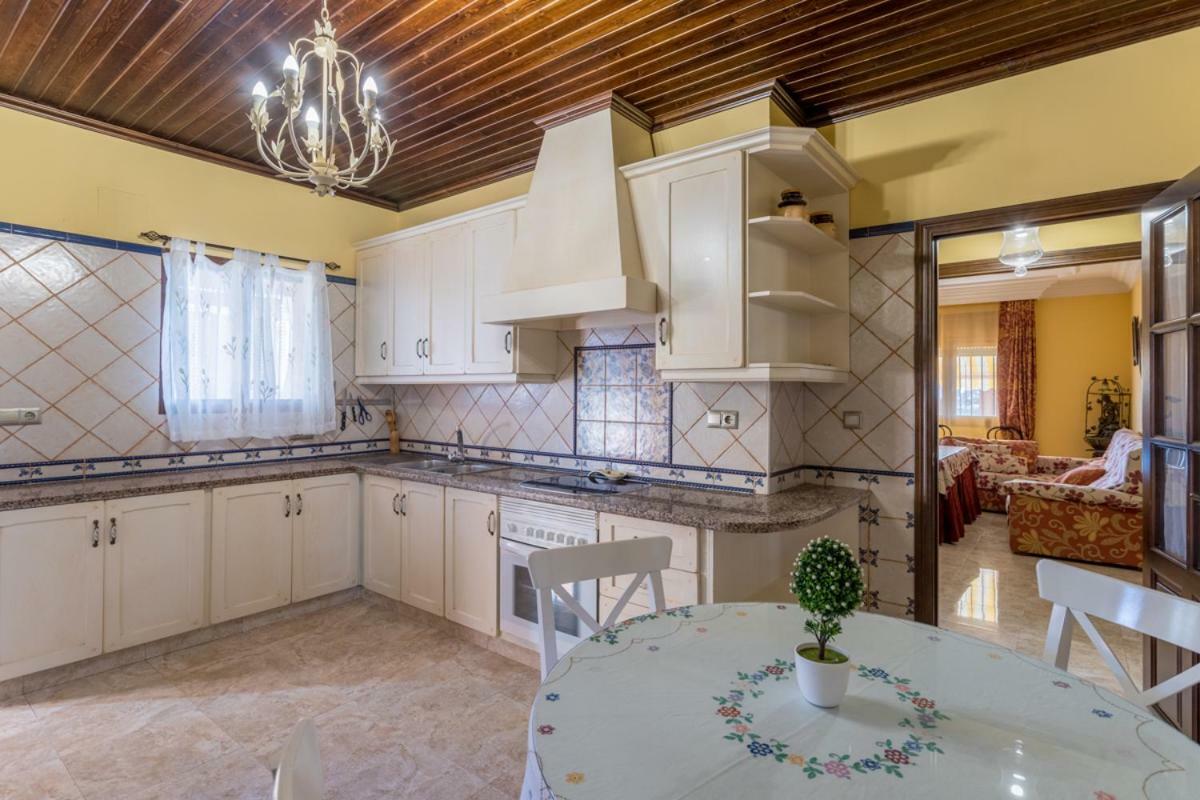 Casa Ludima Villa Fuentes de Andalucia ภายนอก รูปภาพ