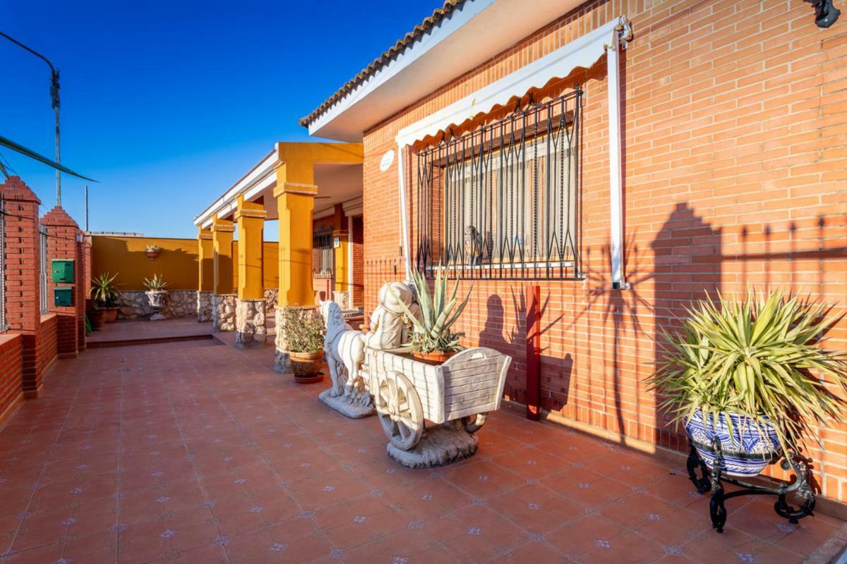 Casa Ludima Villa Fuentes de Andalucia ภายนอก รูปภาพ
