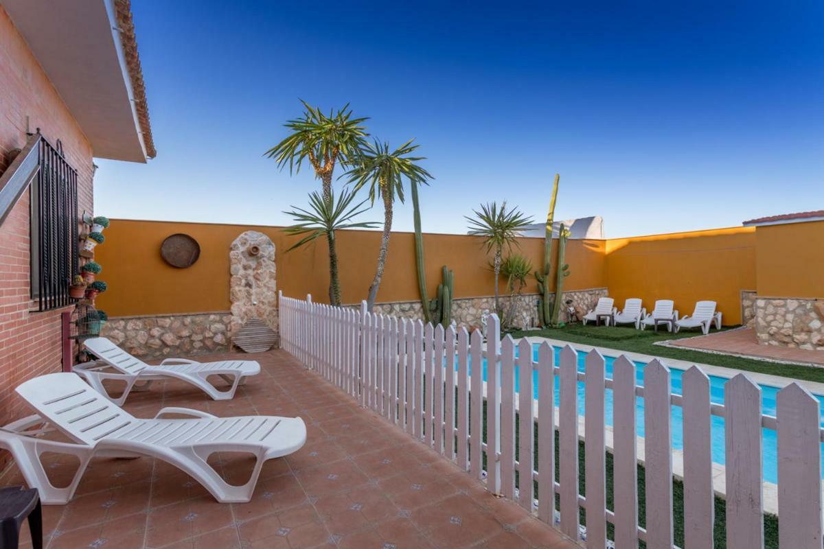 Casa Ludima Villa Fuentes de Andalucia ภายนอก รูปภาพ